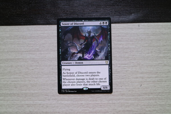 Sower of Discord Commander 2018 (C18) hologram