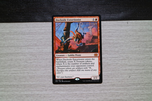 Dockside Extortionist #107 Double Masters 2022 (2X2) hologram