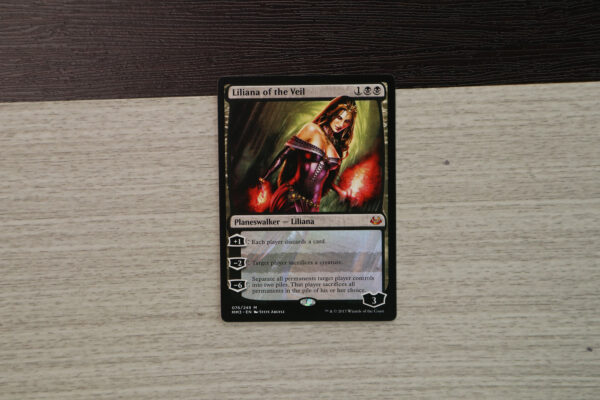 Liliana of the Veil MM3 Modern Masters 2017 hologram