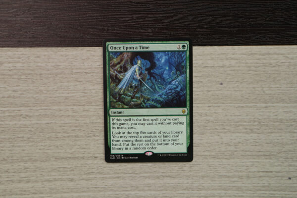 Once Upon a Time ELD Throne of Eldraine hologram