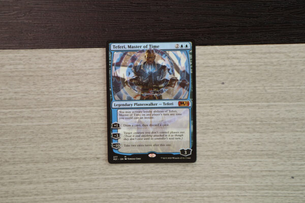 Teferi, Master of Time 277 core set 2021 M21 hologram