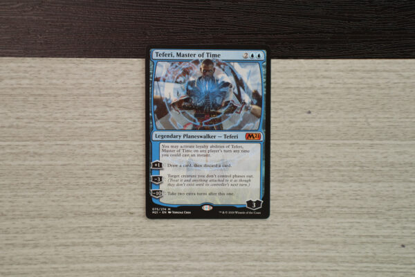 Teferi, Master of Time 075 core set 2021 M21 hologram