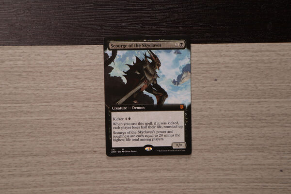 Scourge of the Skyclaves extended art ZNR Zendikar Rising hologram